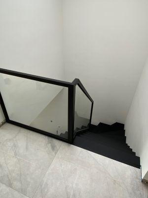 moderne leuning47
